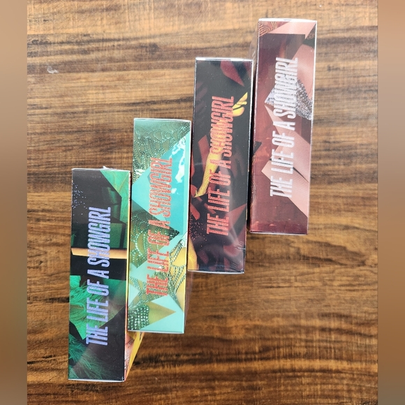 Life of a Showgirl Set of 4 Limited Edition Accessory Gift CD Set - Picture 4 of 10